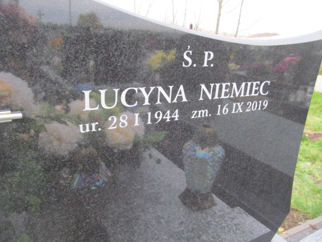Lucyna Niemiec 1944 Bibice - Grobonet - Wyszukiwarka osób pochowanych